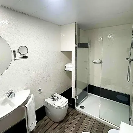 Hotel La Boutique Puerta Osario 3*