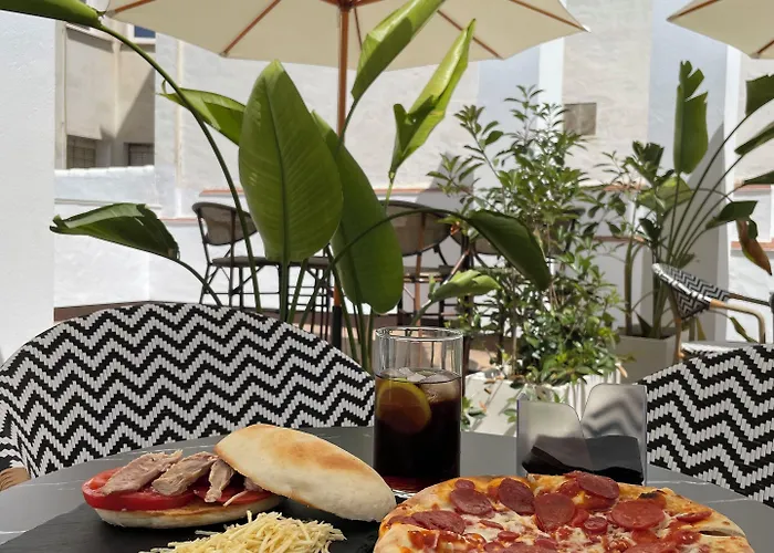 La Boutique Puerta Osario Hotel 3*