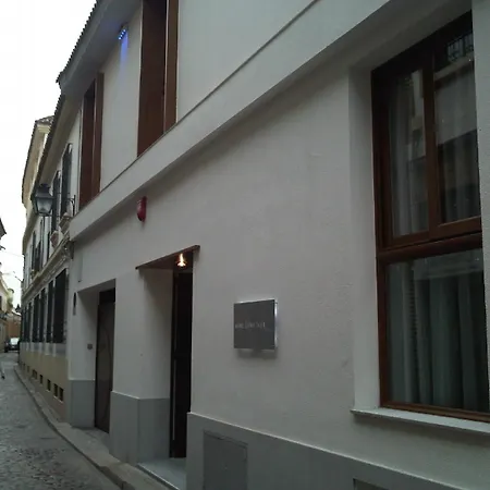 Отель La Boutique Puerta Osario